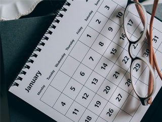 Calendar & Glasses